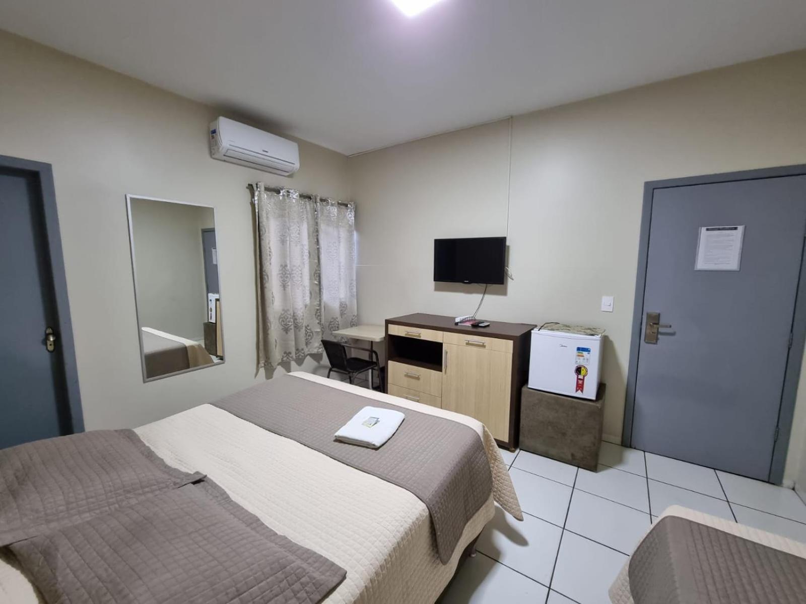 Hotel Itatiaia Tangara da Serra Ngoại thất bức ảnh